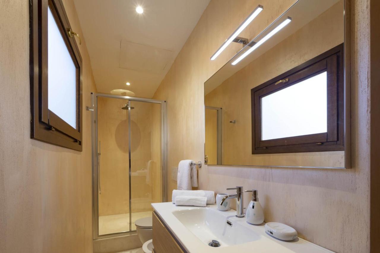 Iconic Luxury Suites Abbiadori Zewnętrze zdjęcie
