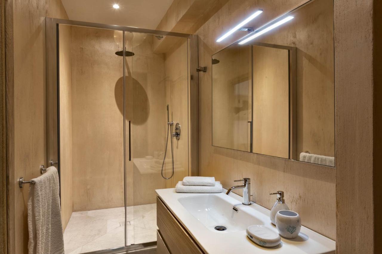 Iconic Luxury Suites Abbiadori Zewnętrze zdjęcie
